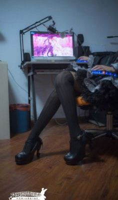 美女被男人捅免费国产_剧情片在线观看