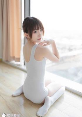 欧美男模特内裤秀_1080日本电影免费