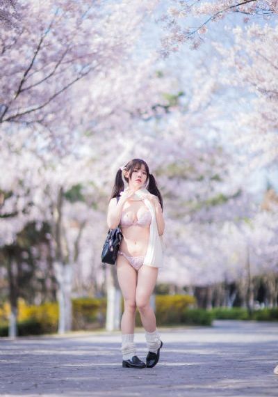 国产精品18成人_4K视频大全