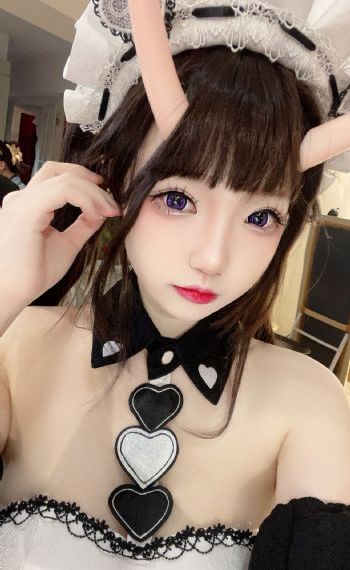 国产自拍制服_HD完整在线观看