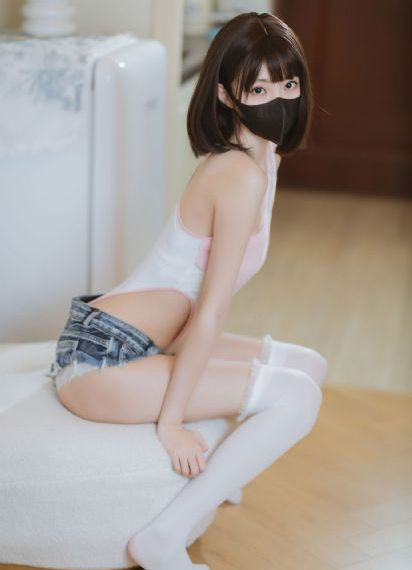 欧美大白屁股bigass_HDBD在线观看