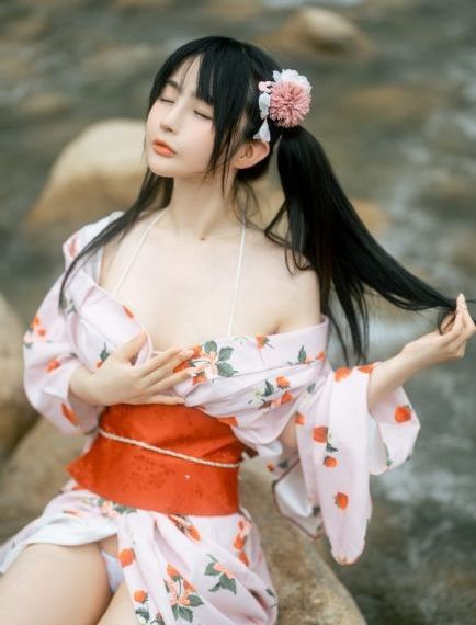 成人免费毛片嘿嘿连载视频…_剧情片完整版观看