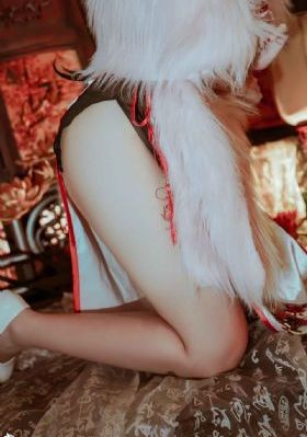 欧美男士耸肩小西装_DVD高清完整版