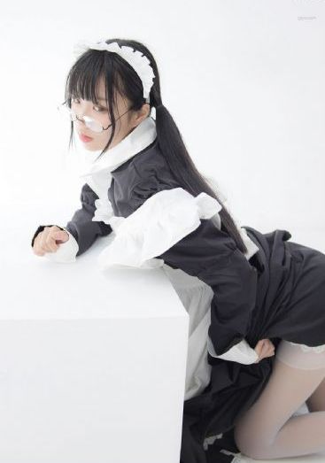 欧美裙子被吹_1080完整视频观看