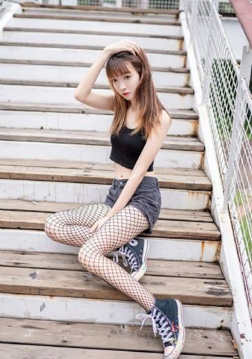 欧美装饰设计公司_4K完整在线观看