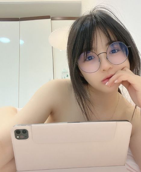 日韩av一区二区双飞_蓝光在线观看