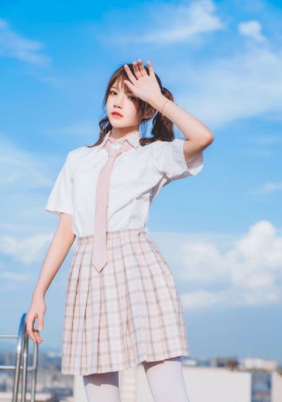 qq网名欧美唯美带符号_完整无删减版