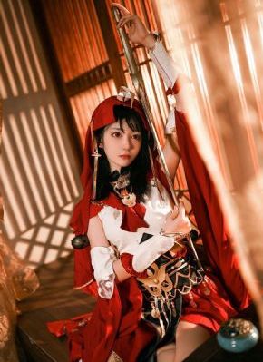 日韩精品成人色模特玲玲_DVD高清在线观看